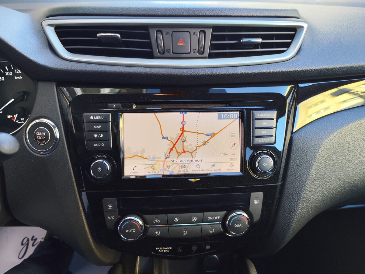 Nissan Qashqai 1.5 dCi 115 CV DCT N-Connecta (14)