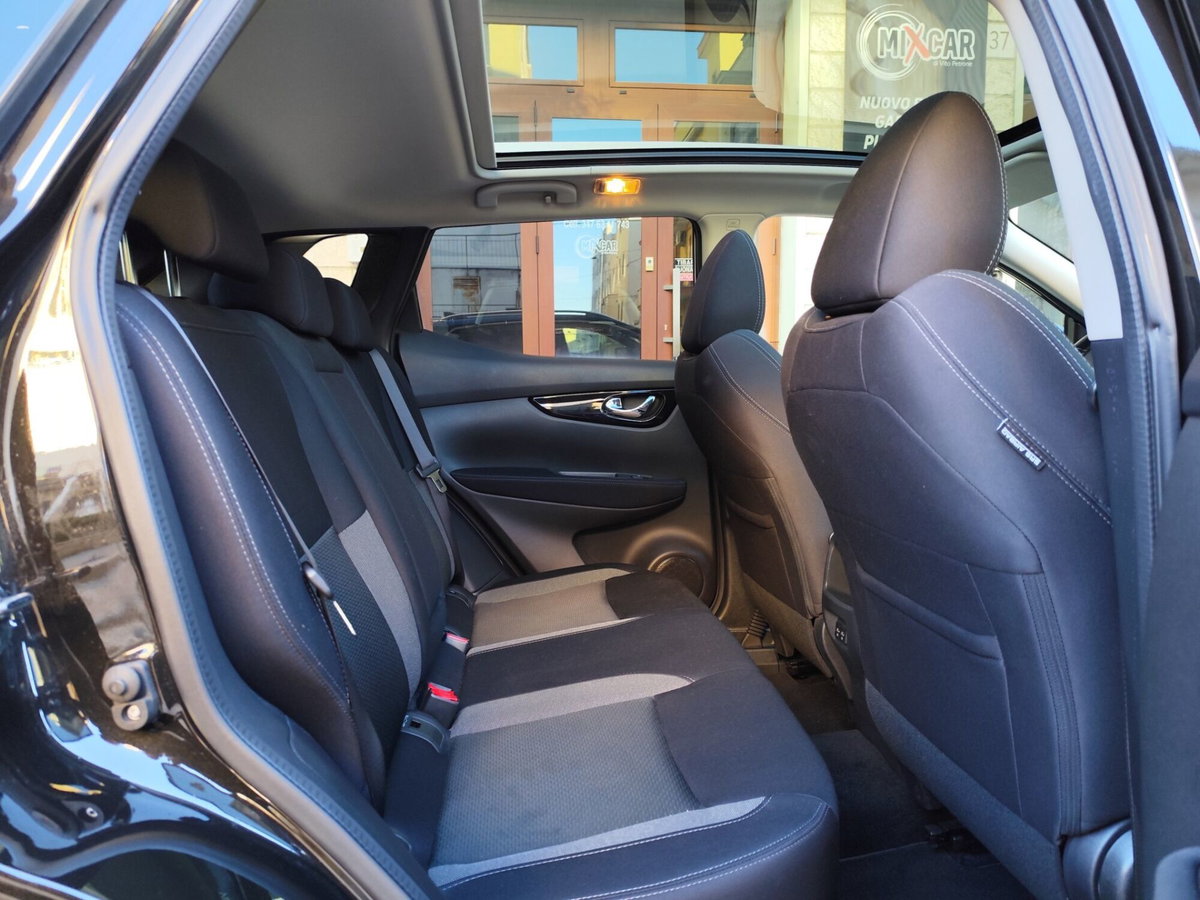 Nissan Qashqai 1.5 dCi 115 CV DCT N-Connecta (15)