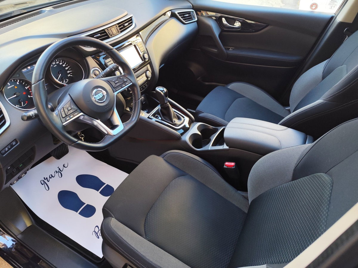 Nissan Qashqai 1.5 dCi 115 CV DCT N-Connecta (18)