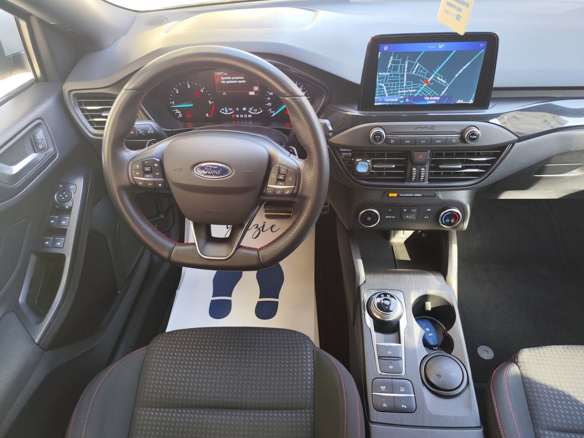 Ford Focus Station Wagon 1.5 EcoBlue 120 CV automatico SW ST-Line (17)