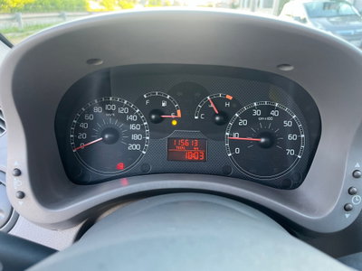 Fiat Panda 1.2 Emotion (11)