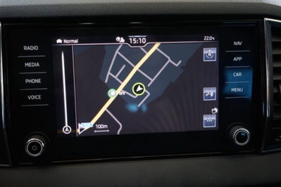 Skoda Karoq 2.0 TDI EVO SCR 115 CV DSG Style (8)