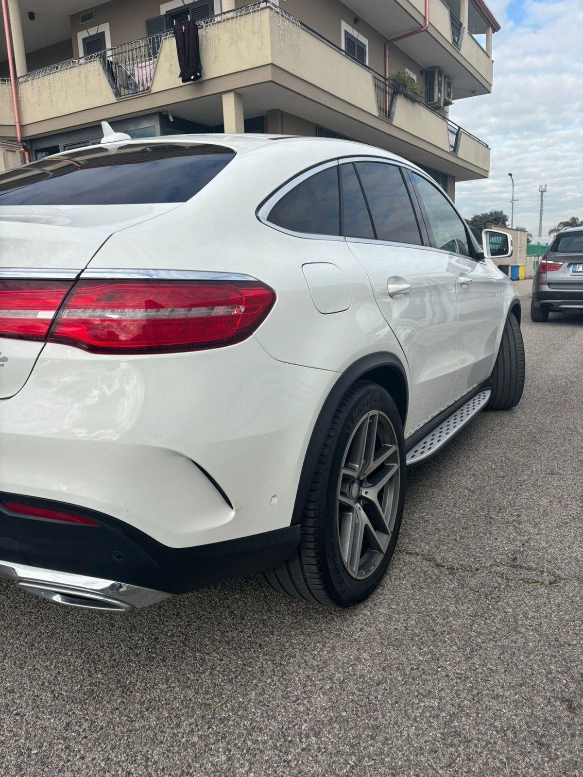 Mercedes-Benz GLE Coupé 350 d 4Matic Coupé Premium Plus (6)