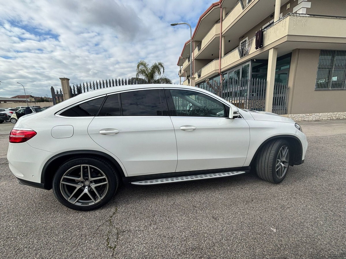 Mercedes-Benz GLE Coupé 350 d 4Matic Coupé Premium Plus (7)