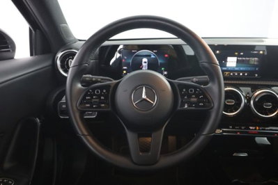 Mercedes-Benz Classe A 180 d Automatic Business (5)