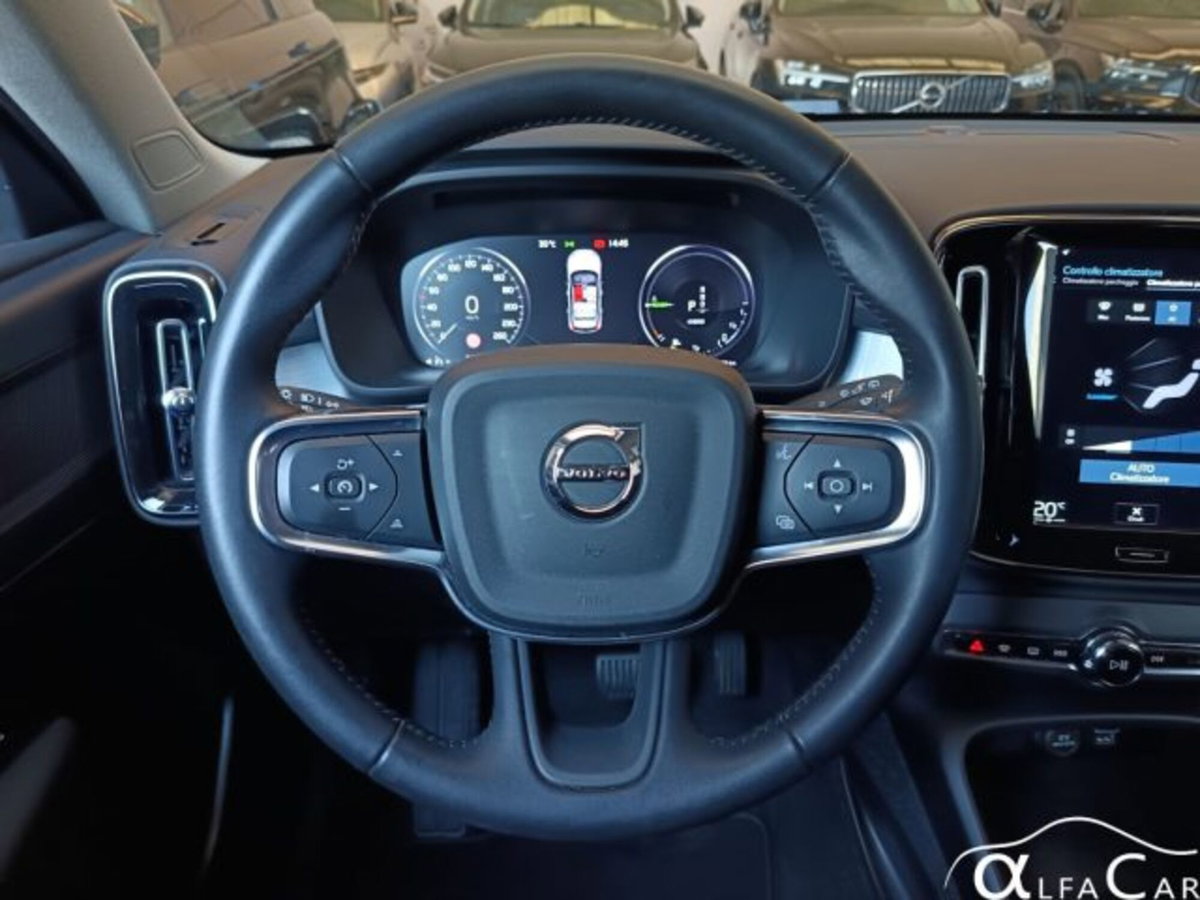 Volvo XC40 T5 Recharge Plug-in Hybrid Inscription Expression (12)