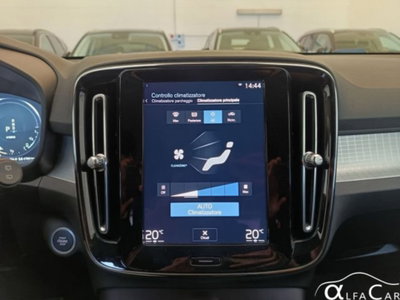 Volvo XC40 T5 Recharge Plug-in Hybrid Inscription Expression (15)