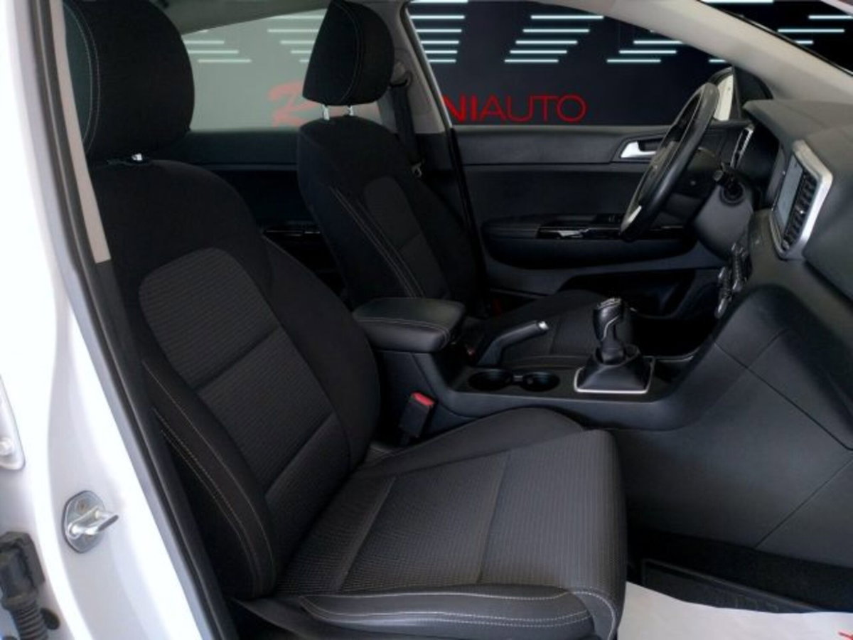 Kia Sportage 1.6 ECOGPL 2WD Style (19)