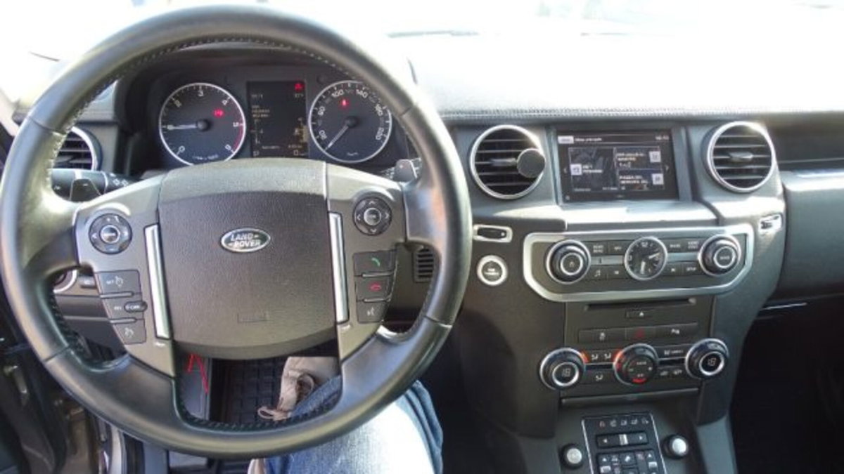 Land Rover Discovery 4 3.0 TDV6 211CV Base (10)