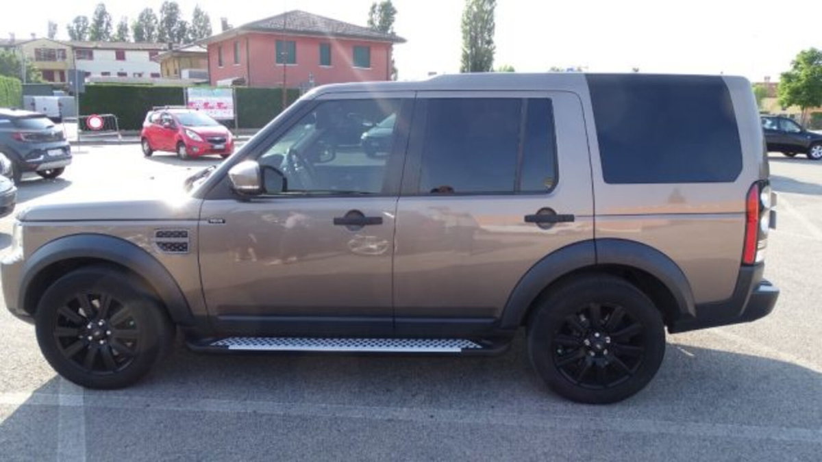 Land Rover Discovery 4 3.0 TDV6 211CV Base (4)