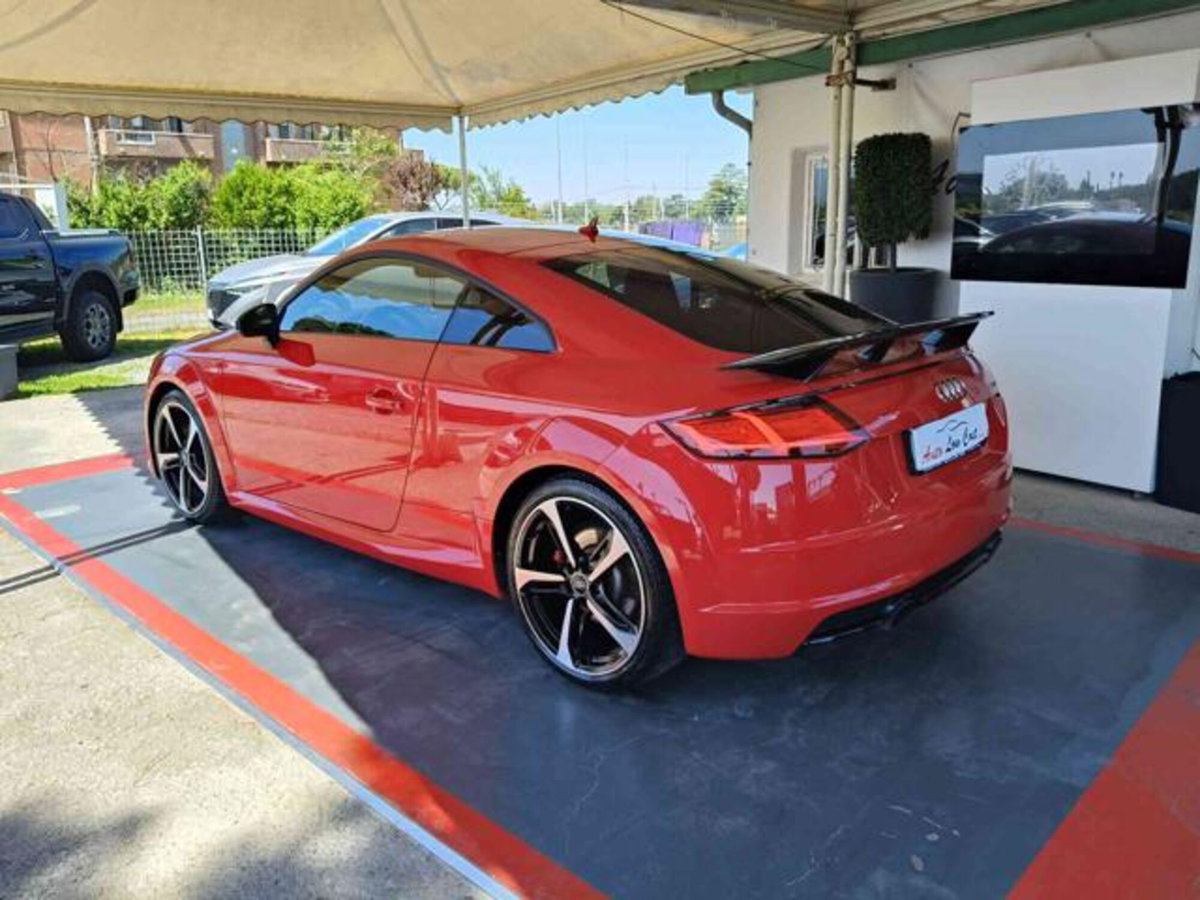 Audi TT Coupé 2.0 TFSI quattro S tronic S line (4)