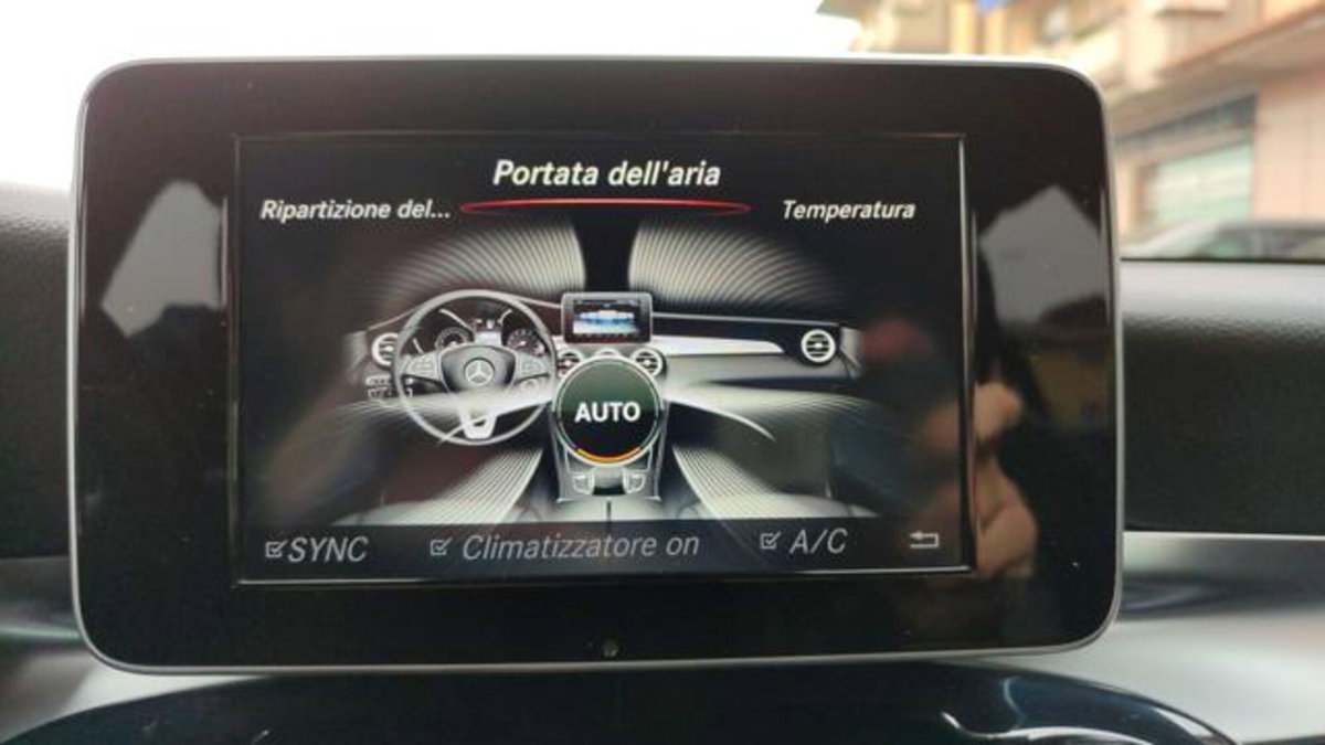 Mercedes-Benz GLC SUV 250 d 4Matic Sport (12)