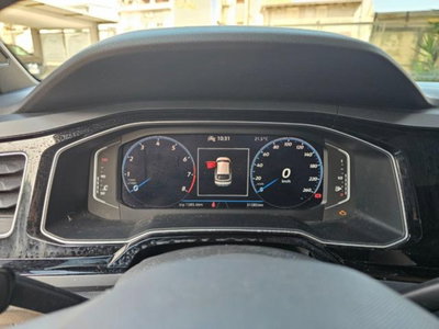 Volkswagen Taigo 1.0 TSI 110 CV DSG R-Line (14)