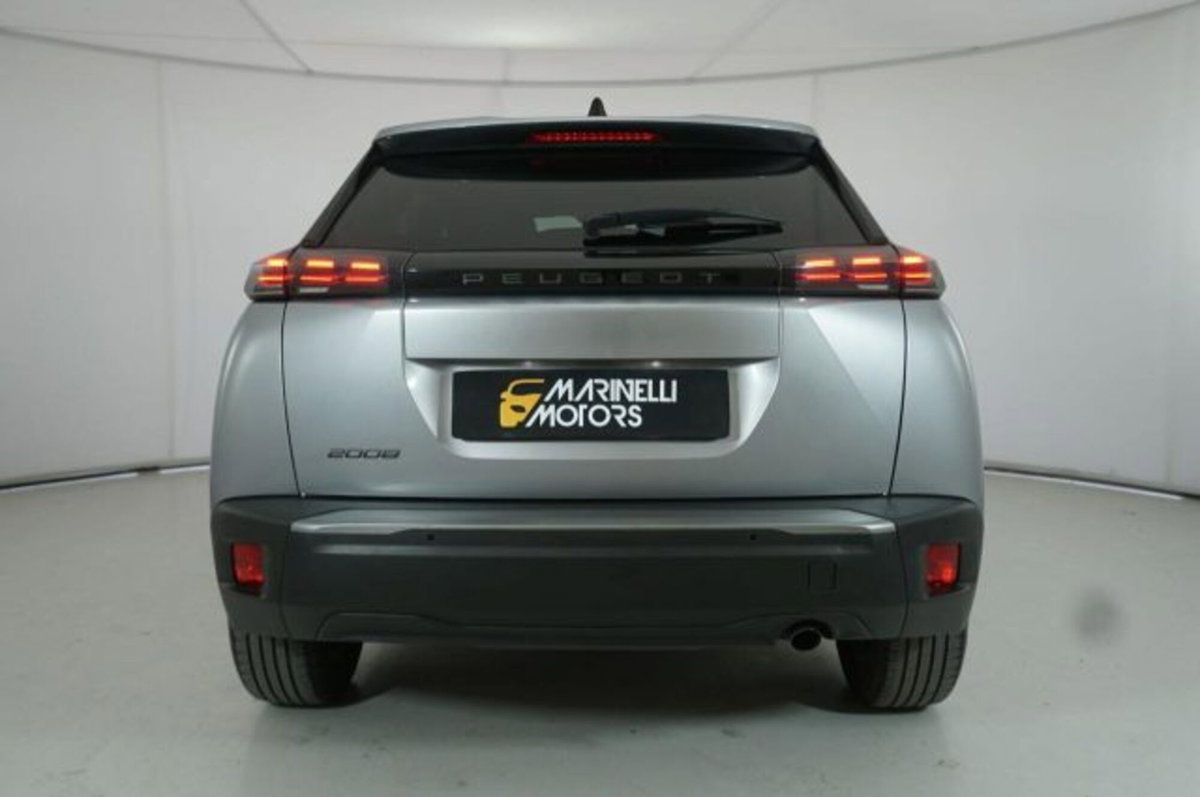 Peugeot 2008 1.2 puretech Allure s&s 100cv (5)