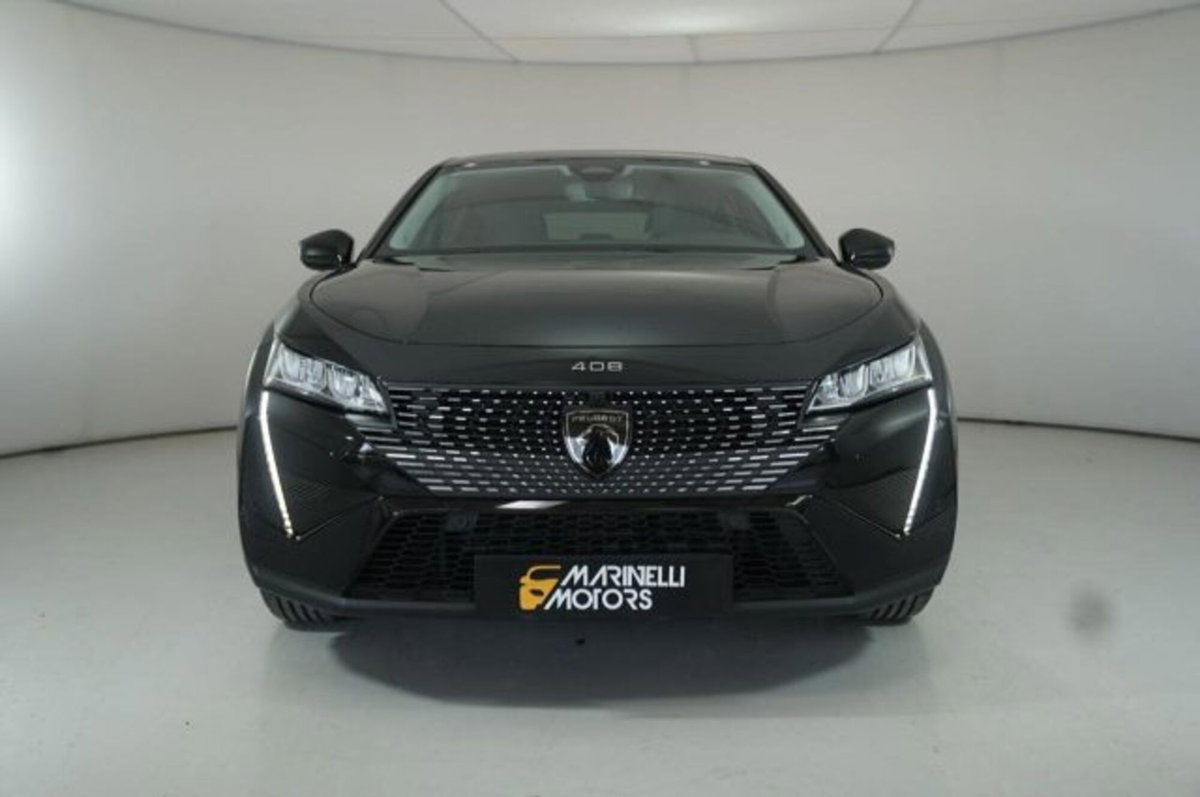 Peugeot 408 1.2 hybrid Allure 136cv e-dsc6 (3)
