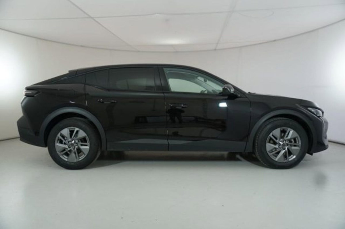 Peugeot 408 1.2 hybrid Allure 136cv e-dsc6 (4)
