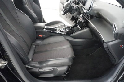 Peugeot 208 1.2 puretech Active s&s 100cv (10)