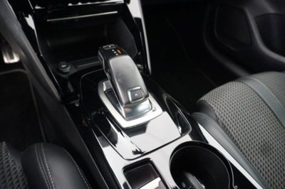 Peugeot 208 1.2 puretech Active s&s 100cv (13)