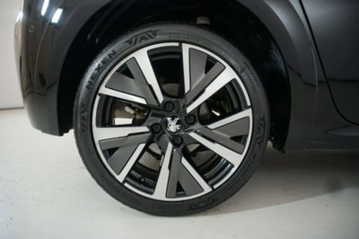 Peugeot 208 1.2 puretech Active s&s 100cv (6)