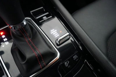 Jeep Compass 1.3 T4 240CV PHEV AT6 4xe Trailhawk (12)