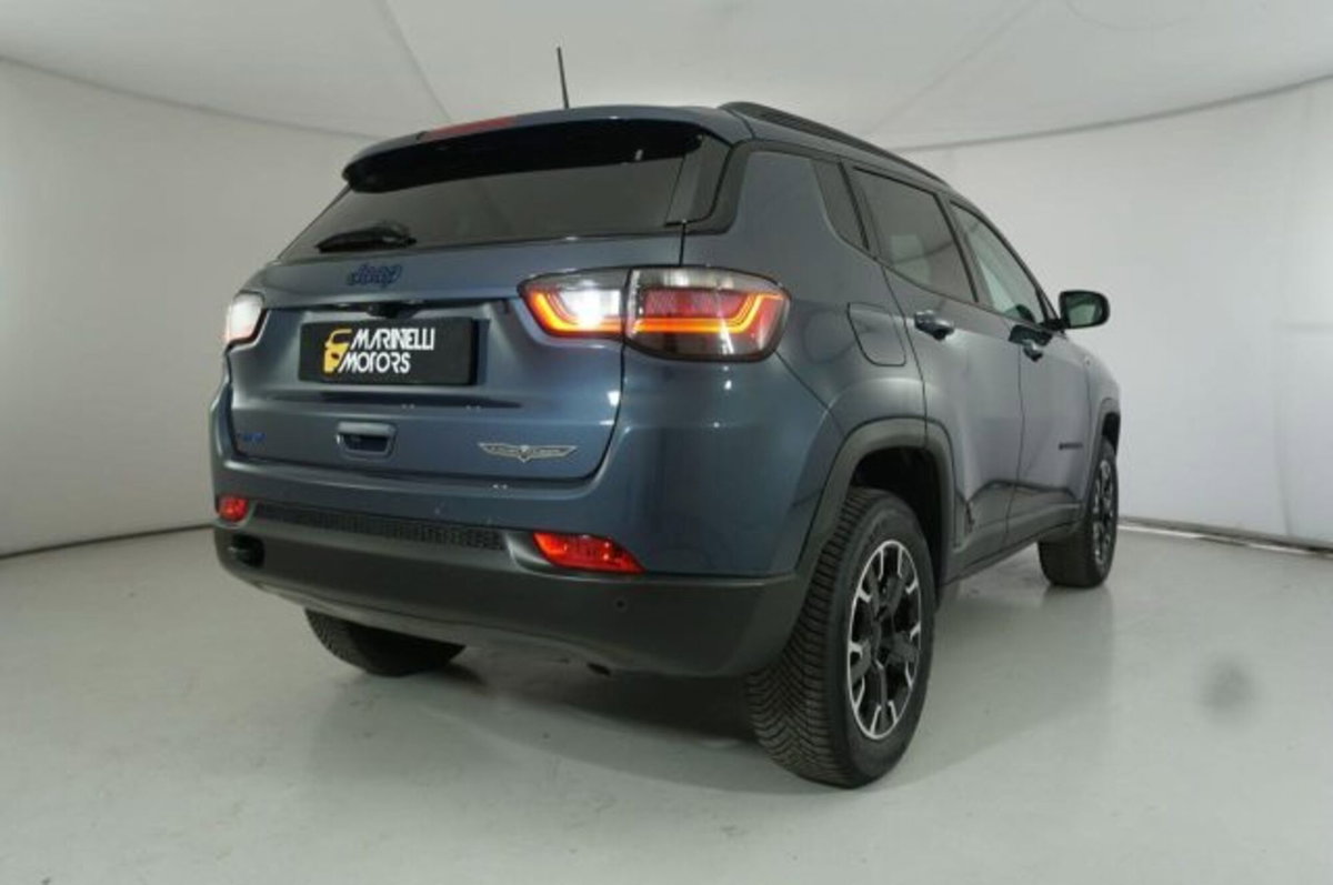Jeep Compass 1.3 T4 240CV PHEV AT6 4xe Trailhawk (2)