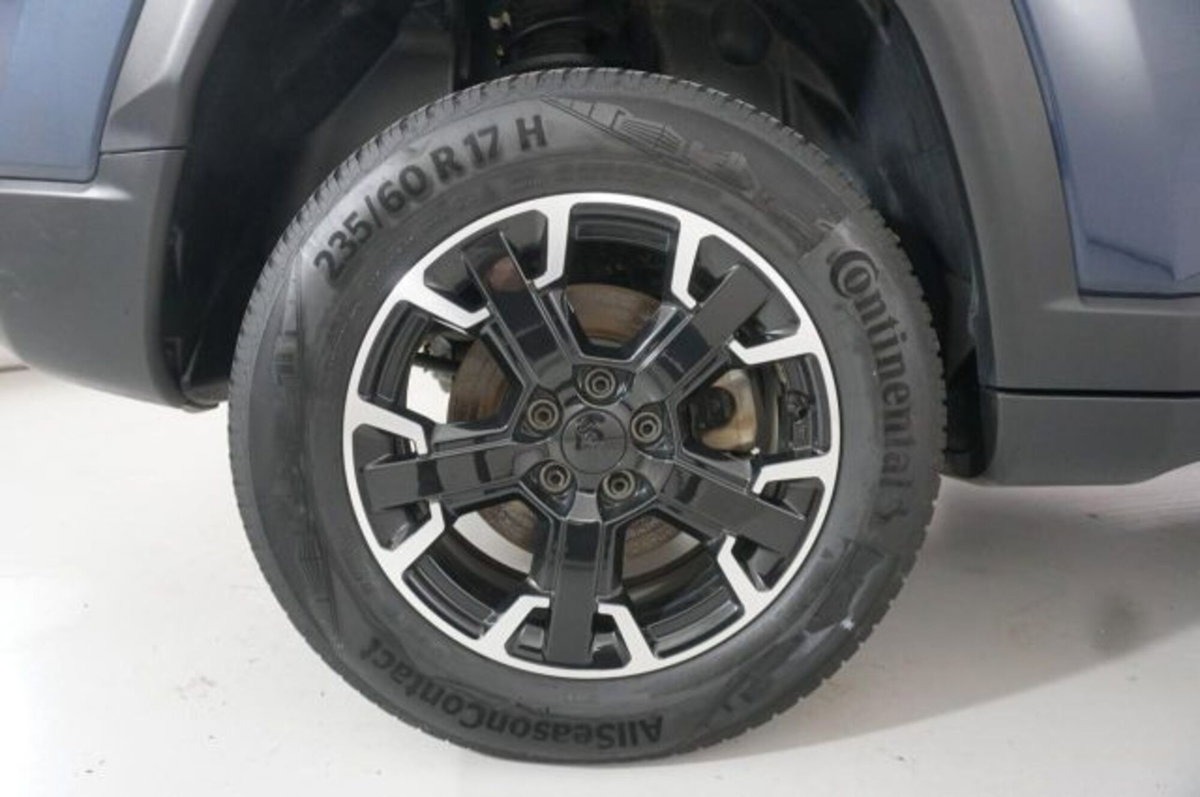 Jeep Compass 1.3 T4 240CV PHEV AT6 4xe Trailhawk (6)