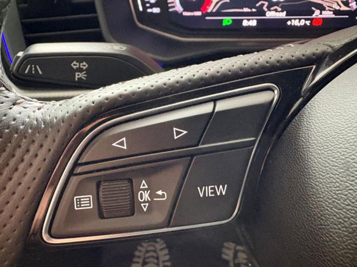 Audi A1 Sportback 30 1.0 tfsi S Line Edition 116cv s-tronic (18)