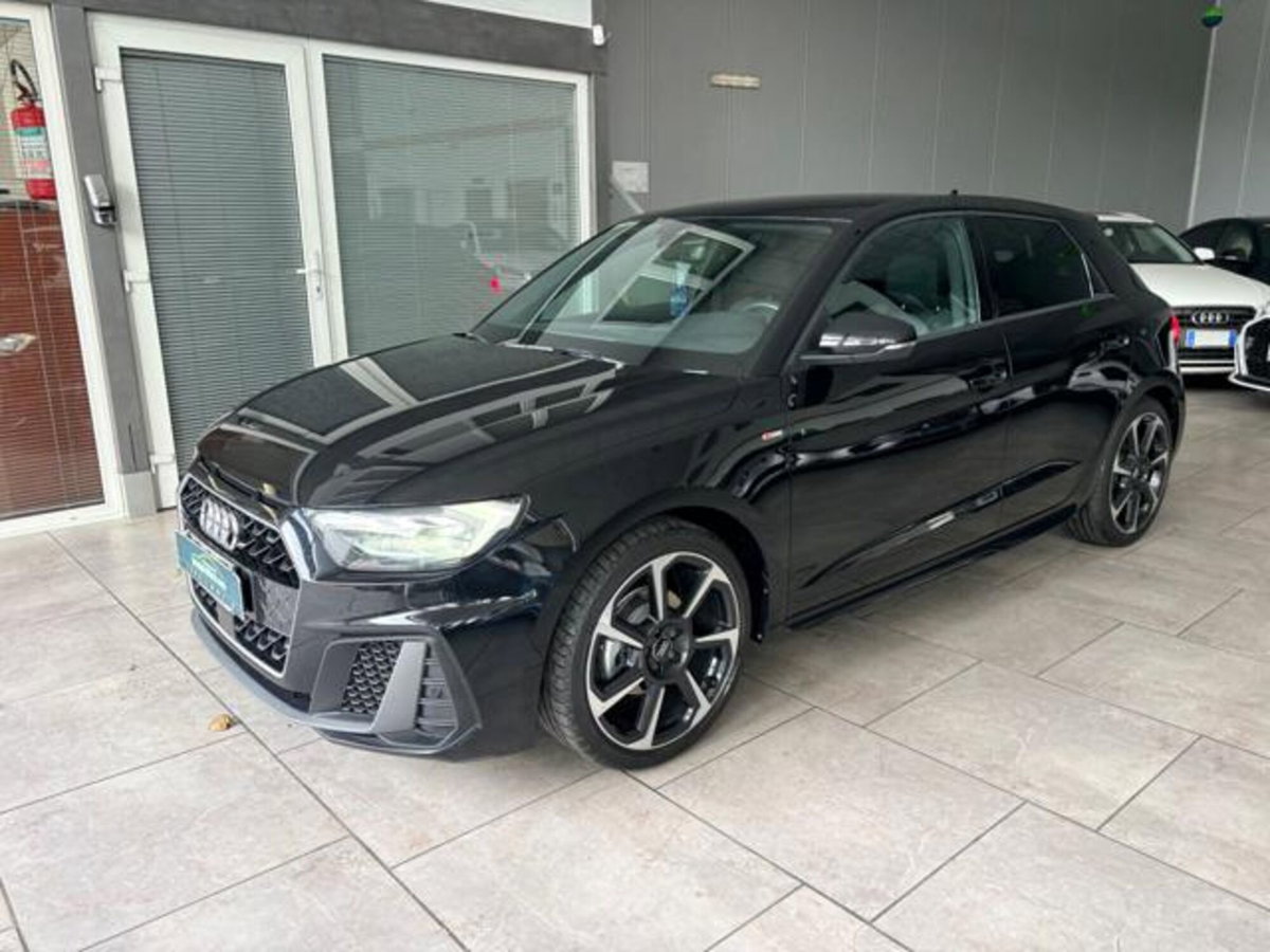 Audi A1 Sportback 30 1.0 tfsi S Line Edition 116cv s-tronic (3)