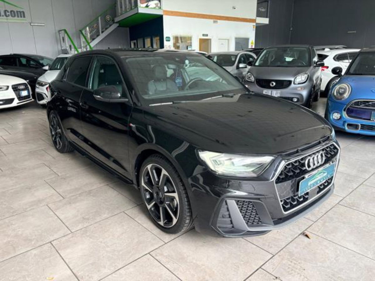 Audi A1 Sportback 30 1.0 tfsi S Line Edition 116cv s-tronic (4)