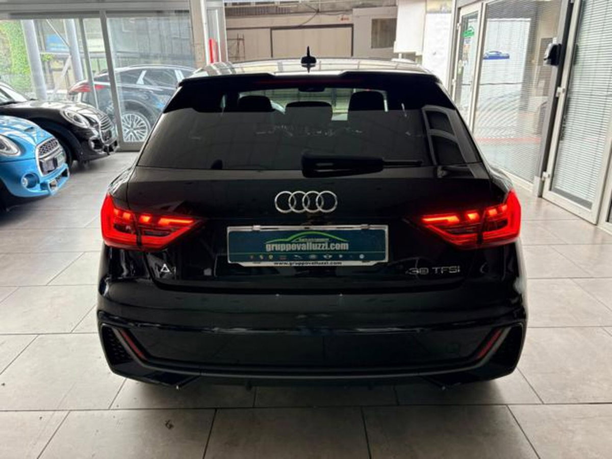 Audi A1 Sportback 30 1.0 tfsi S Line Edition 116cv s-tronic (6)
