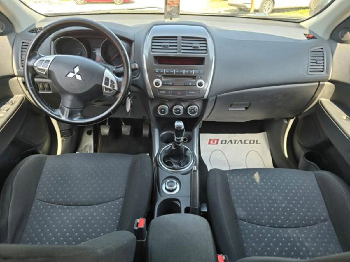 Mitsubishi ASX 1.8 DI-D 150 CV 4WD Invite (11)