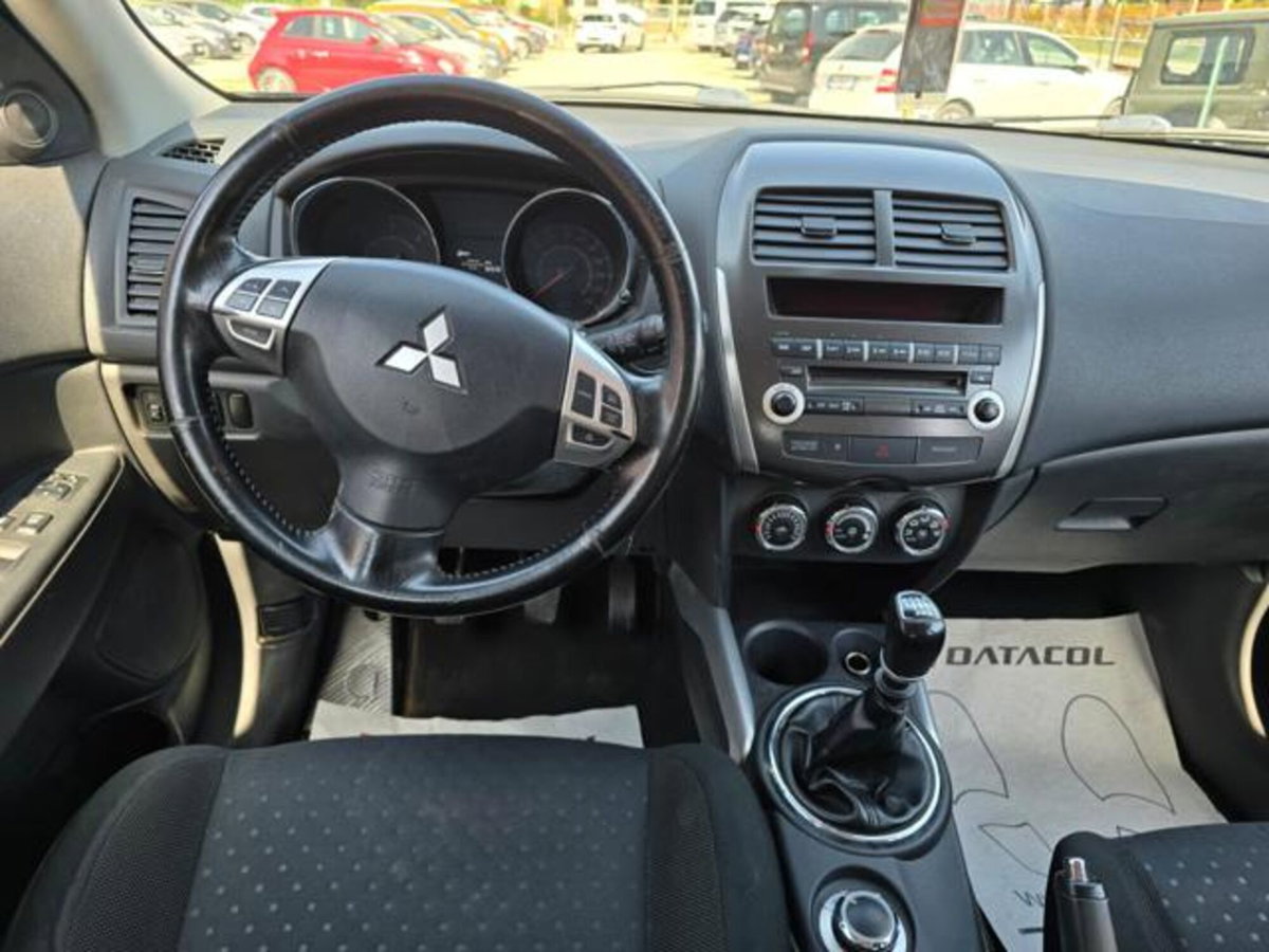 Mitsubishi ASX 1.8 DI-D 150 CV 4WD Invite (12)