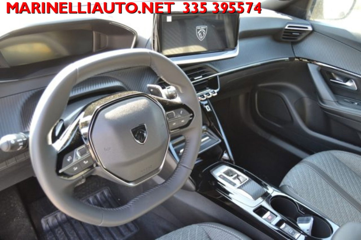 Peugeot 2008 50 kWh Allure (11)