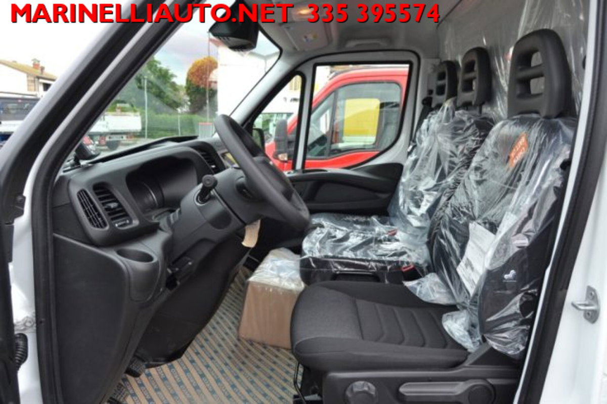 Iveco Daily Furgone 35S14V 2.3 HPT PLM-TA Furgone (16)