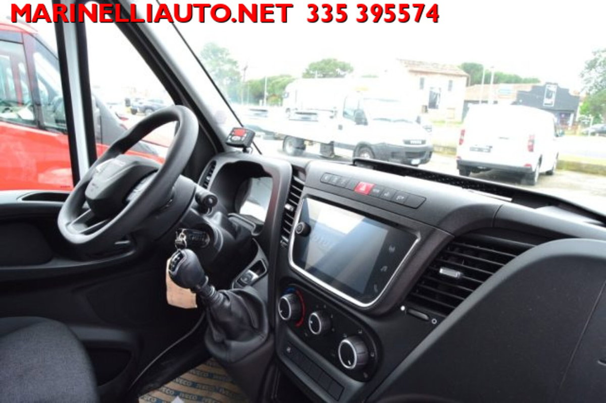 Iveco Daily Furgone 35S14V 2.3 HPT PLM-TA Furgone (19)