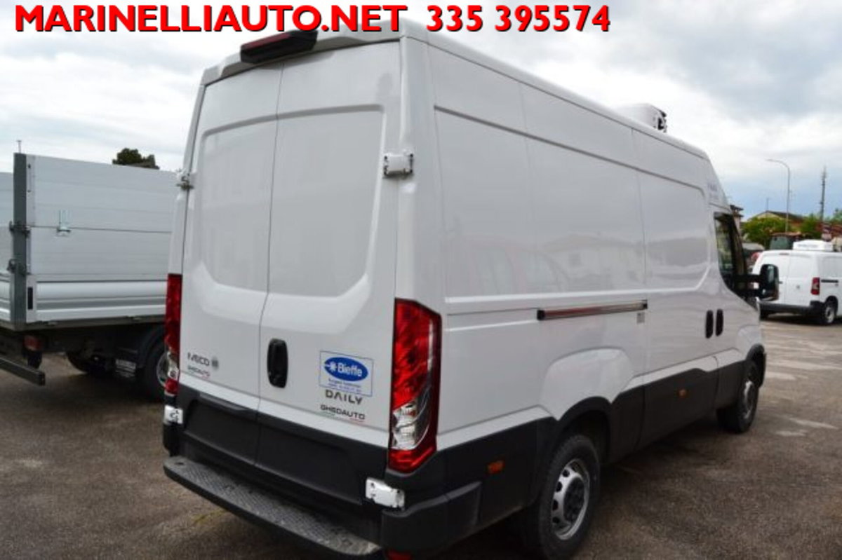 Iveco Daily Furgone 35S14V 2.3 HPT PLM-TA Furgone (7)