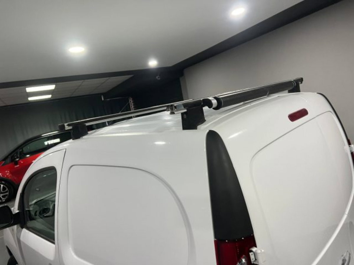 Renault Kangoo 1.5 dCi 75CV F.AP. S&S 3p. Express Compact Energy (11)