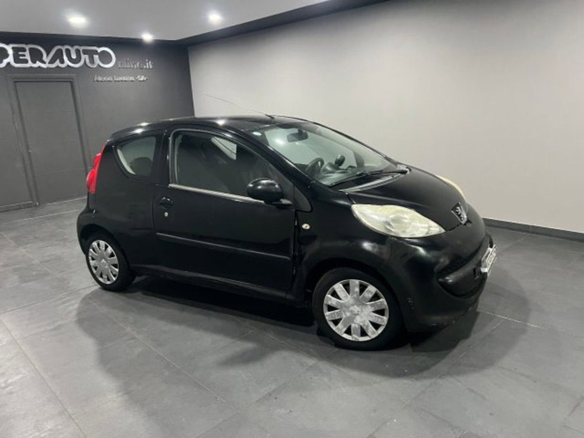 Peugeot 107 68CV 3p. Desir (2)