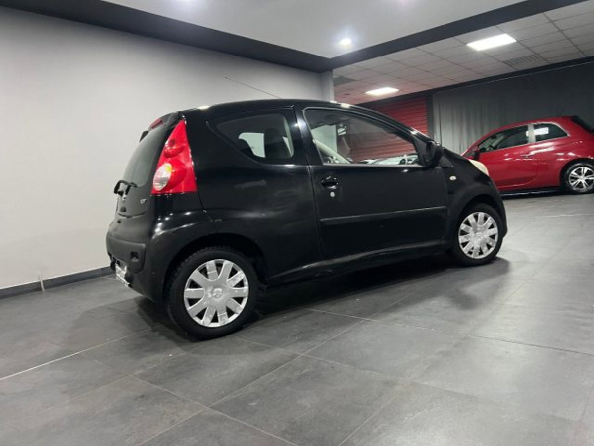 Peugeot 107 68CV 3p. Desir (4)