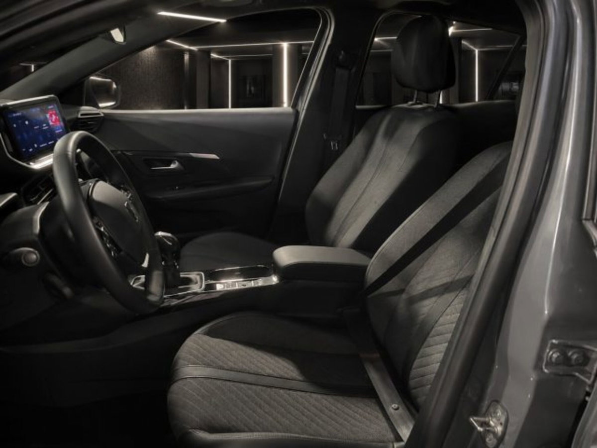 Peugeot 208 PureTech 100 Stop&Start 5 porte Allure (6)