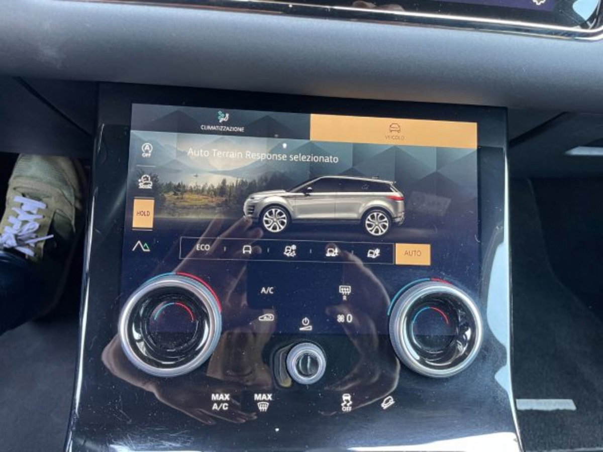 Land Rover Range Rover Evoque 2.0D I4 163CV AWD Auto R-Dynamic HSE (19)
