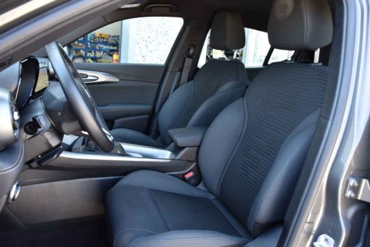 Alfa Romeo Tonale 1.6 Sprint 130cv tct6 (8)