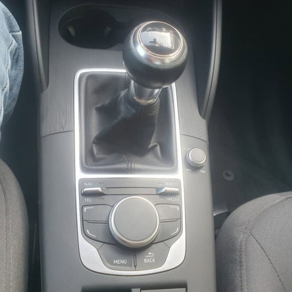 Audi A3 Sportback 1.6 TDI ultra Attraction (8)