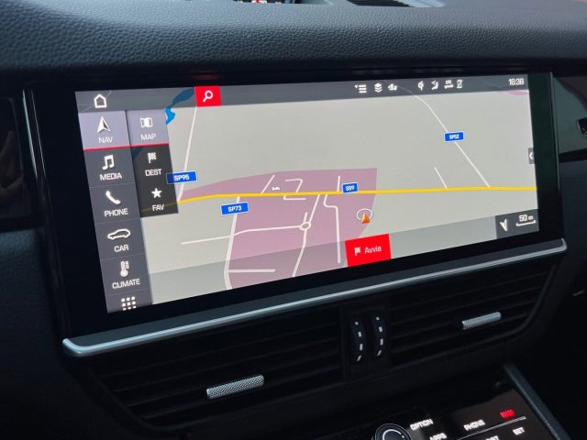 Porsche Cayenne 3.0 V6 (10)