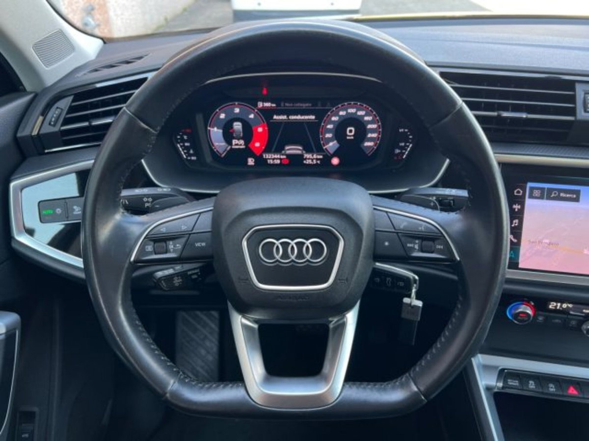 Audi Q3 Sportback 35 TDI quattro S tronic Business Plus (12)