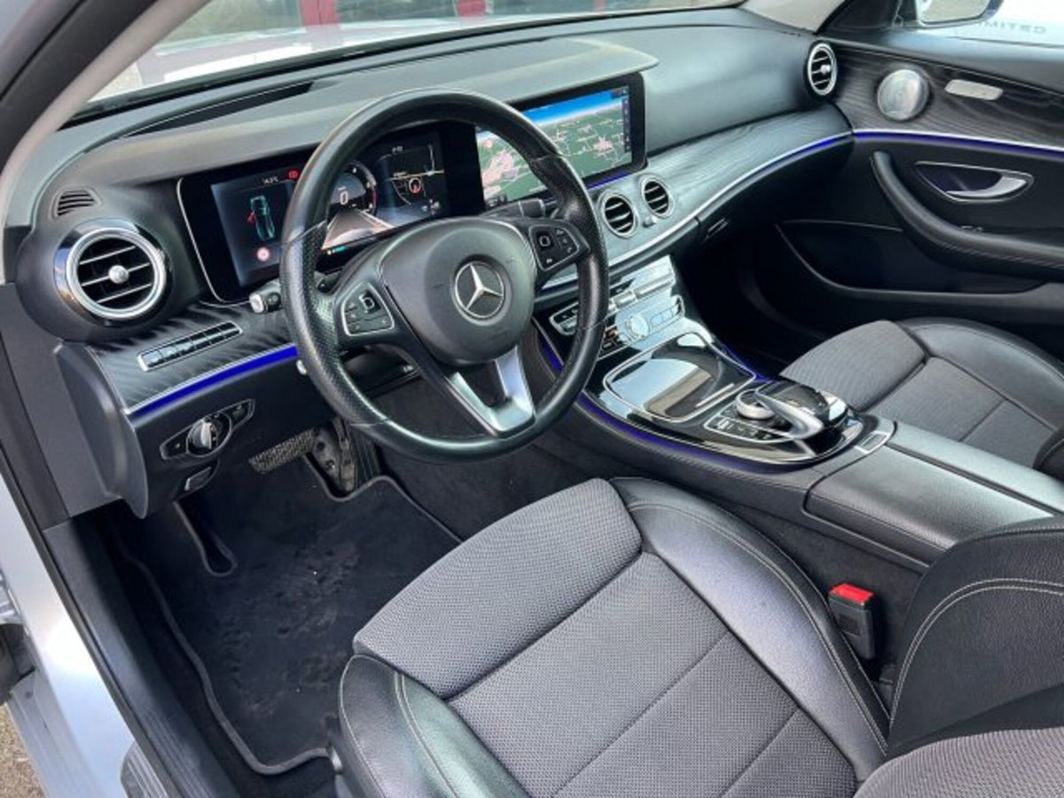 Mercedes-Benz Classe E Station Wagon 220 d 4Matic Auto AMG Line (4)