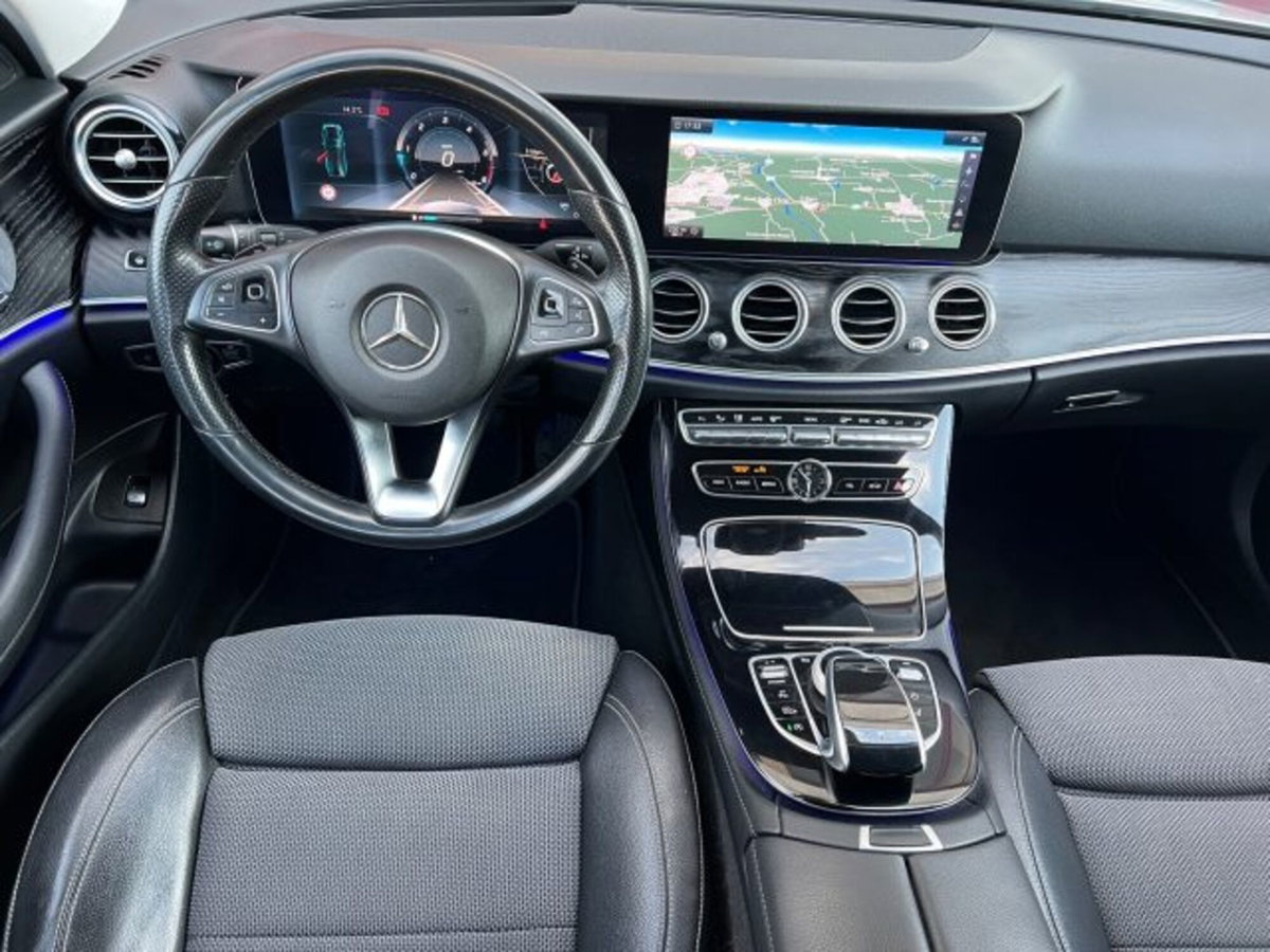 Mercedes-Benz Classe E Station Wagon 220 d 4Matic Auto AMG Line (5)