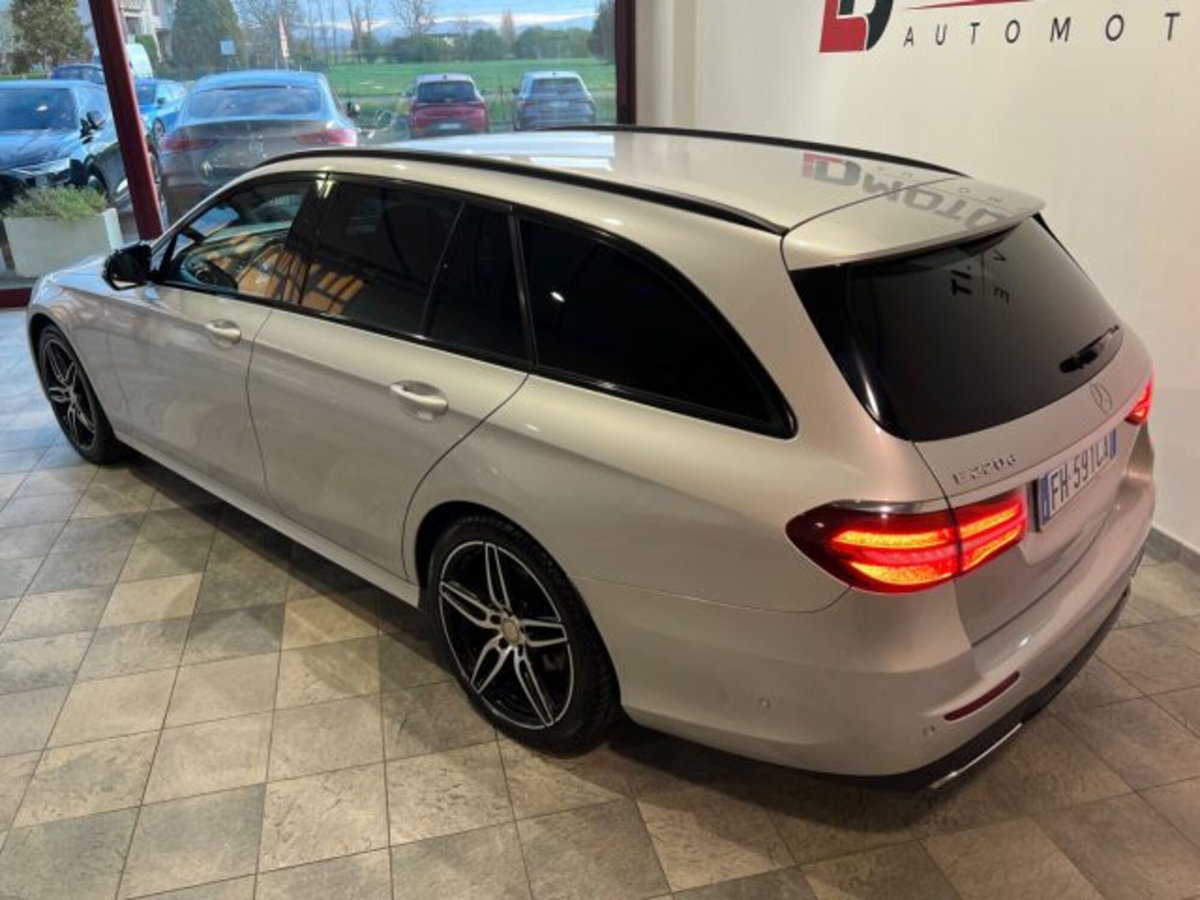 Mercedes-Benz Classe E Station Wagon 220 d 4Matic Auto AMG Line (9)
