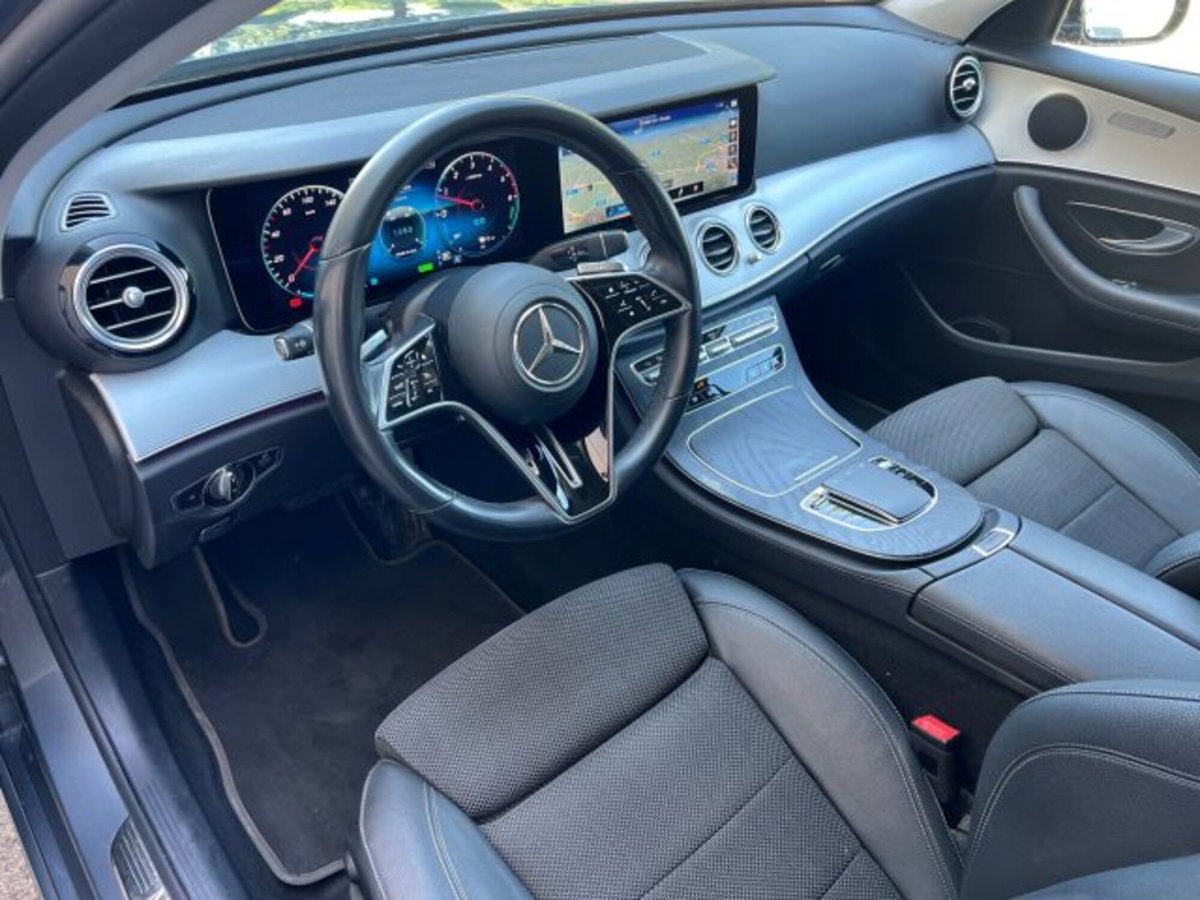 Mercedes-Benz Classe E Station Wagon 220 d 4Matic Auto AMG Line (4)