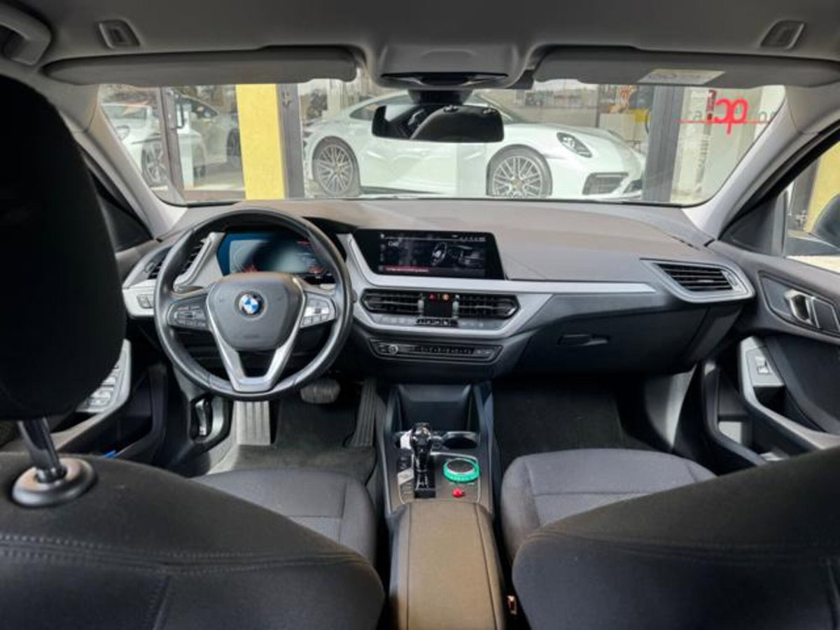 BMW Serie 1 116d 2.0 116CV cat 5 porte Attiva DPF (11)
